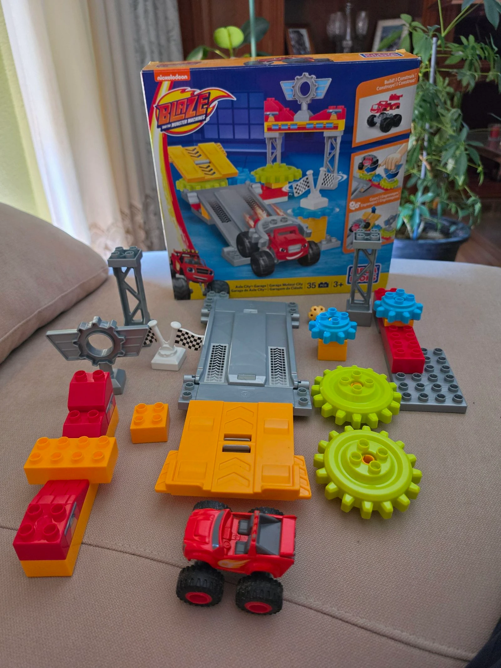 Blaze y los Monster Machines: Garaje Axle City